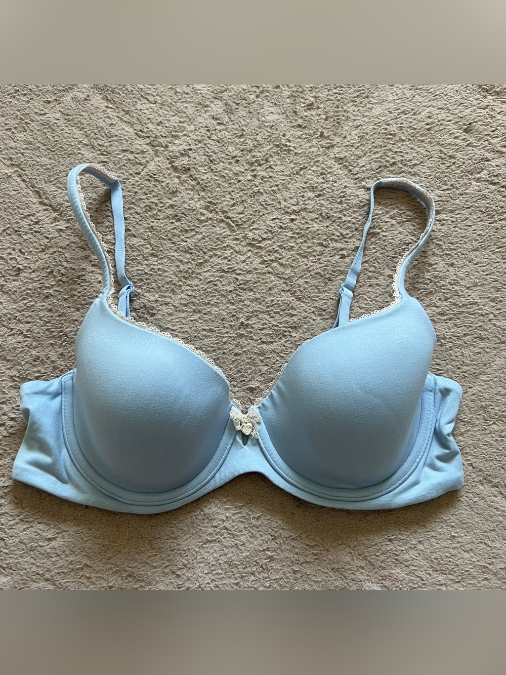 Victoria’s Secret Lined Demi T-Shirt Underwire Bra Romantic Crochet Lace Sz 34C